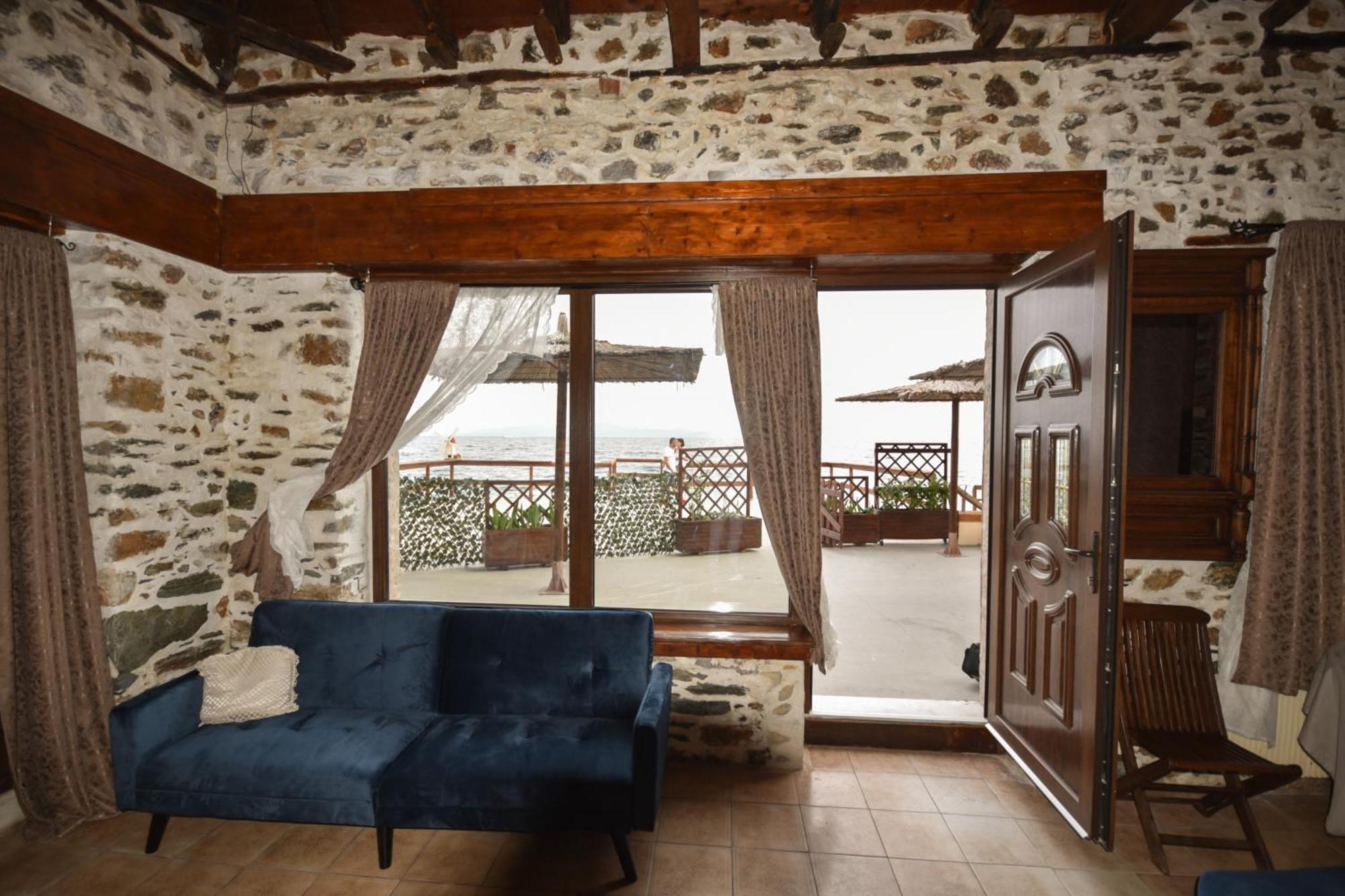 Stone Villa Inside Sea- Kids'Land Platanidia Exterior foto